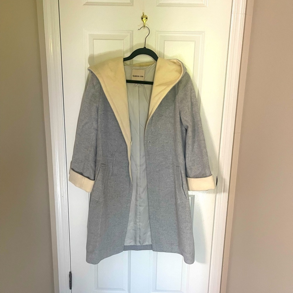 Japanese Brand Apuweiser-Riche wool coat. Jp size 2, US SIZE 2-4